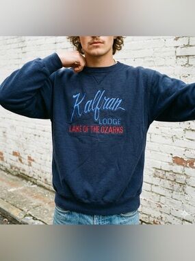 Vintage Kalfran Lodge Lake of the Ozarks Embroidered Crewneck Made in USA XXL